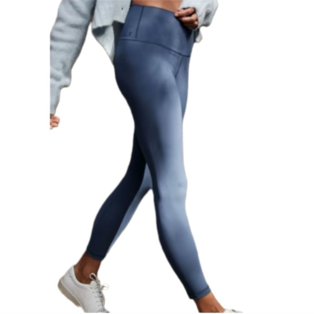 Everlane Blue Perform Pocket Leggings